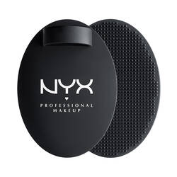 On The Spot Brush Cleansing Pad