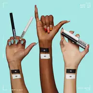 VIVID MATTE EYELINER