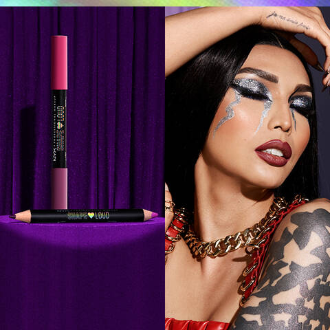 EXAGGERATED LIPS