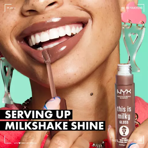 Glossy hydrating lip gloss in 12 shades