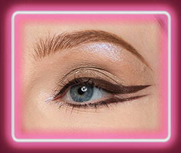 Close-up of an eye with NYX Professional Makeup Lid Lingerie Cream Eye Pigment in 06 Mocha Mesh used to line and define the eye
