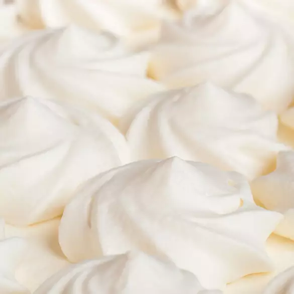 Suga Baddie scent top notes are whipped cream texture, representing top notes of whipped cream, powdered sugar, and sparkling bergamot.